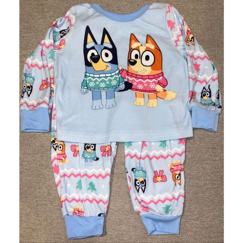 Bluey Christmas pajamas size 3T